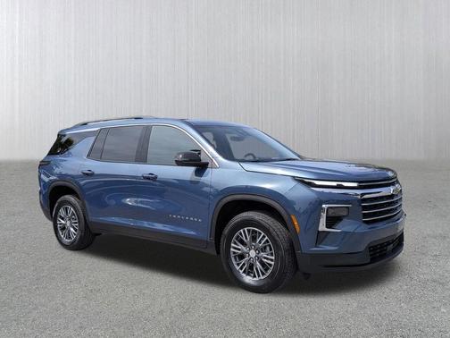Blue 2026 Chevrolet Traverse LT