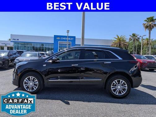 Black Metallic 2022 Cadillac XT5 Premium Luxury
