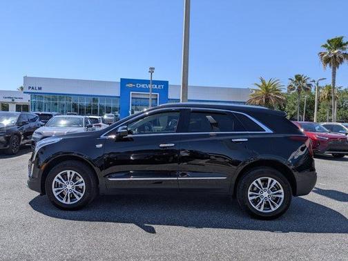 Black Metallic 2022 Cadillac XT5 Premium Luxury