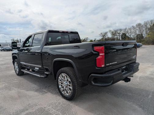 Black 2026 Chevrolet Silverado 2500 High Country
