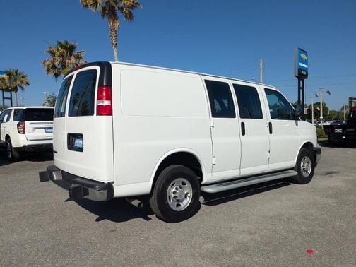 Summit White 2024 Chevrolet Express 2500 Work Van