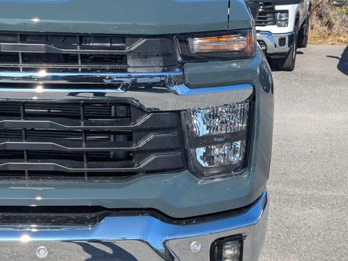 White 2026 Chevrolet Silverado 2500 WT