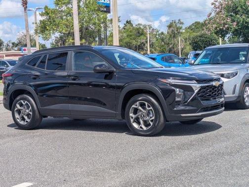 Black 2026 Chevrolet Trax LT