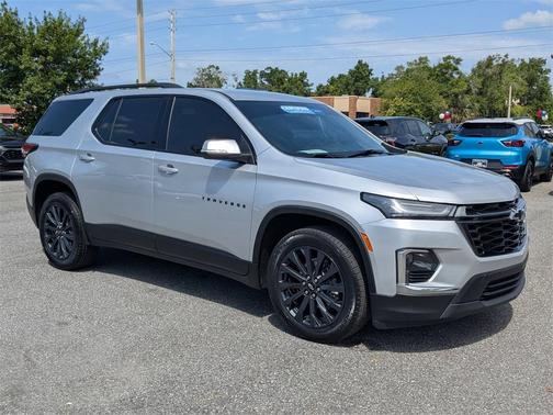 2022 Chevrolet Traverse RS