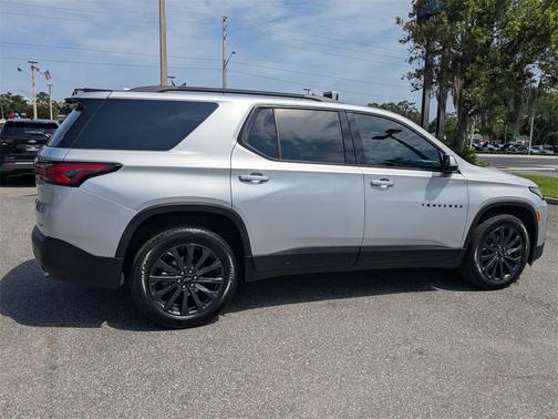 2022 Chevrolet Traverse RS