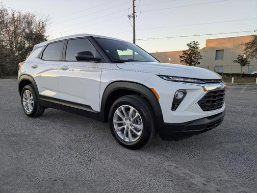 2026 Chevrolet Trailblazer LS