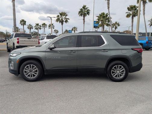 2022 Chevrolet Traverse LT Cloth