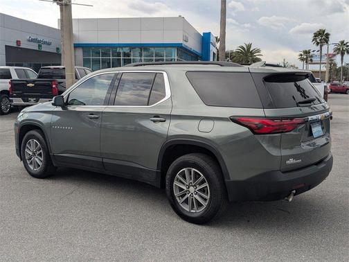2022 Chevrolet Traverse LT Cloth