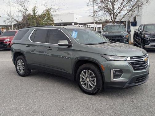 2022 Chevrolet Traverse LT Cloth