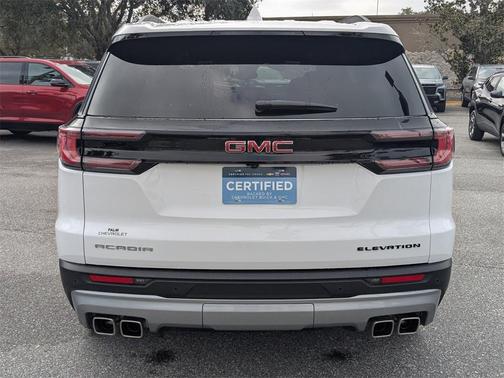 2025 GMC Acadia Elevation