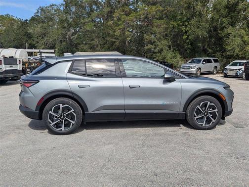 2026 Chevrolet Equinox EV LT 1