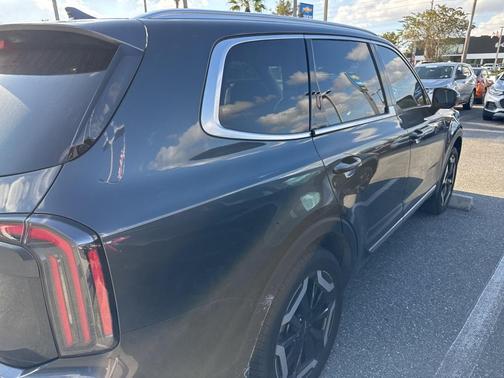 2024 Kia Telluride EX