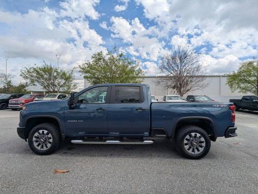 2026 Chevrolet Silverado 2500 Custom