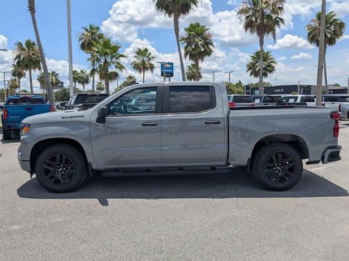 2025 Chevrolet Silverado 1500 Custom