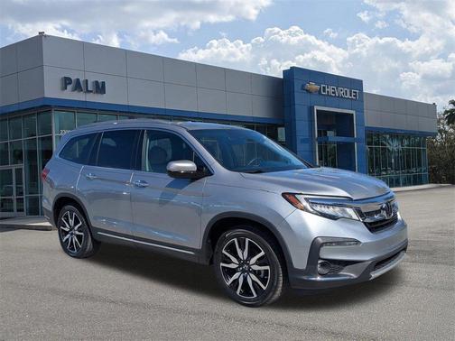 2022 Honda Pilot Touring 7-Passenger