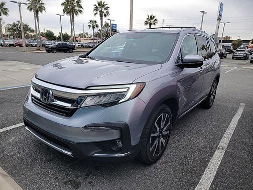 2022 Honda Pilot Touring 7-Passenger