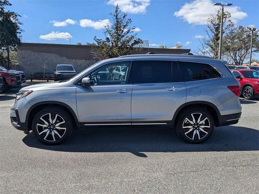 2022 Honda Pilot Touring 7-Passenger
