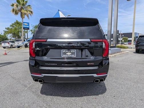 Onyx Black 2025 GMC Yukon XL Denali