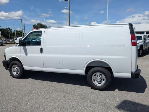 2025 Chevrolet Express 2500 Work Van