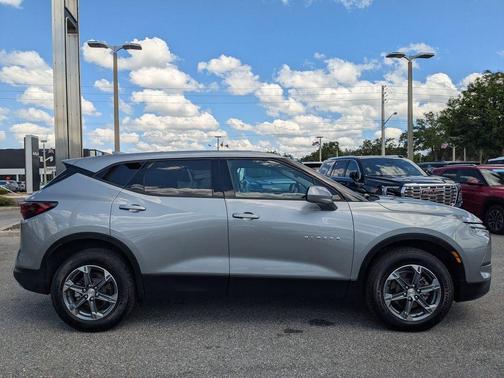 Sterling Gray Metallic 2025 Chevrolet Blazer LT