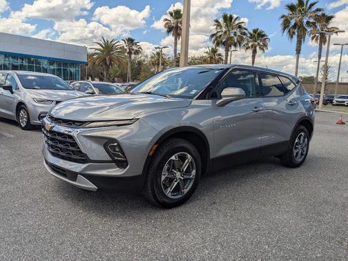 Sterling Gray Metallic 2025 Chevrolet Blazer LT
