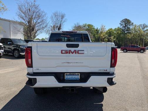 2023 GMC Sierra 2500 AT4