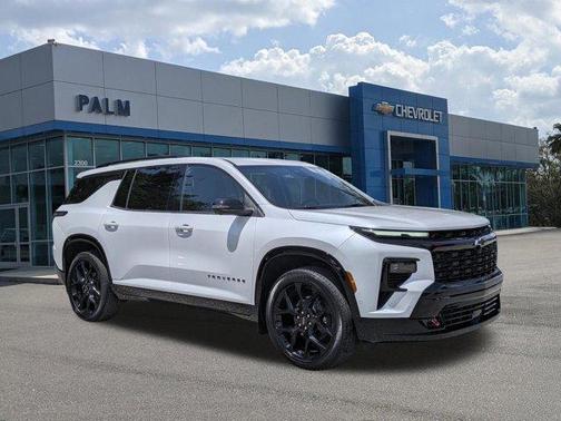 Pearl 2024 Chevrolet Traverse RS