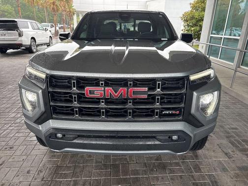 Sterling 2023 GMC Canyon AT4