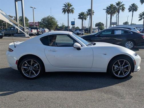 2022 Mazda MX-5 Miata RF Grand Touring