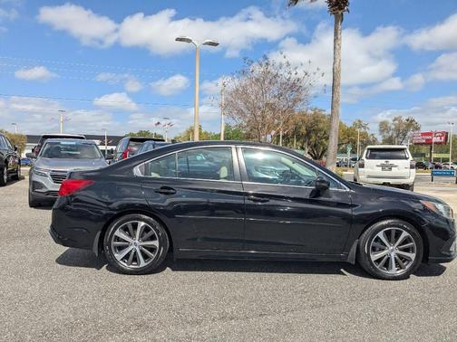 Crystal Black Silica 2018 Subaru Legacy 2.5i Limited