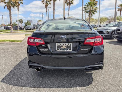 Crystal Black Silica 2018 Subaru Legacy 2.5i Limited
