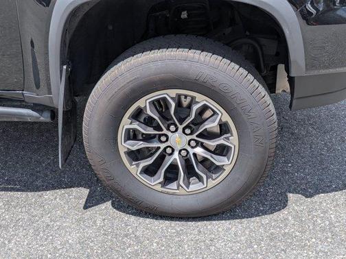 Black 2022 Chevrolet Colorado ZR2