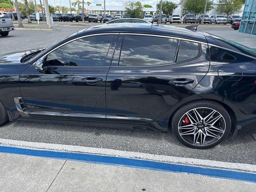 Aurora Black 2022 Kia Stinger GT1
