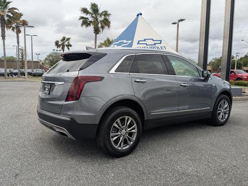 Steel Metallic 2021 Cadillac XT5 Premium Luxury