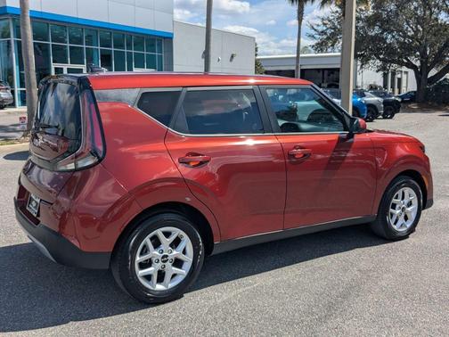 2023 Kia Soul LX