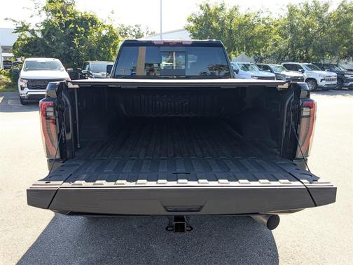2024 GMC Sierra 2500 AT4