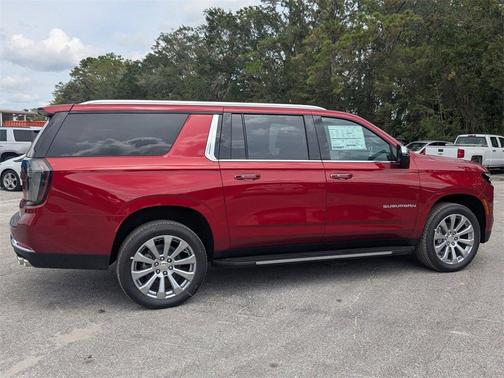 2025 Chevrolet Suburban Premier