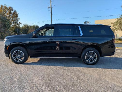 2026 Chevrolet Suburban LS