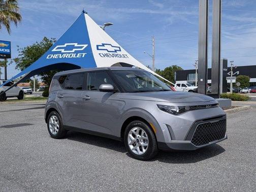 Steel Gray 2023 Kia Soul LX