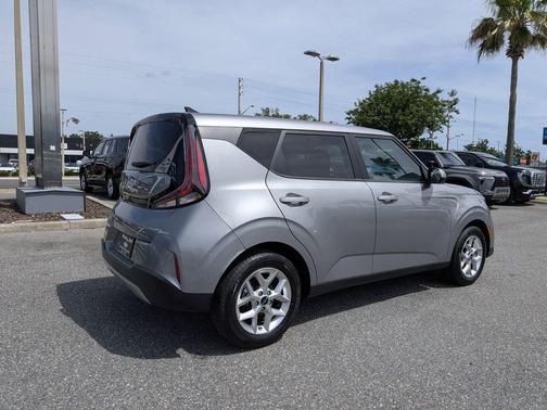 Steel Gray 2023 Kia Soul LX