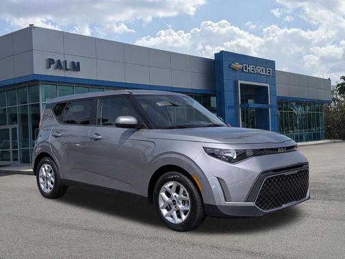 Steel Gray 2023 Kia Soul LX