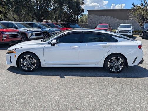 2024 Kia K5 EX