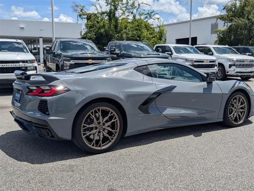 2024 Chevrolet Corvette Stingray w/2LT