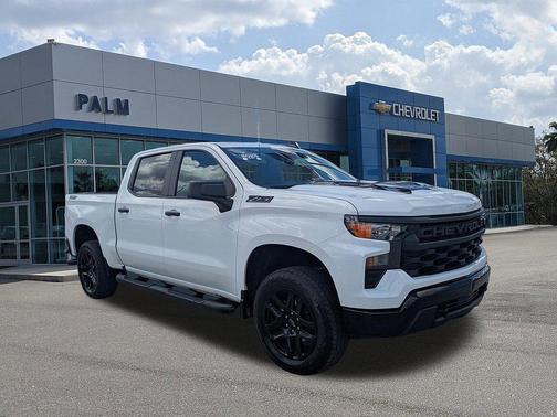 Summit White 2025 Chevrolet Silverado 1500 Custom Trail Boss