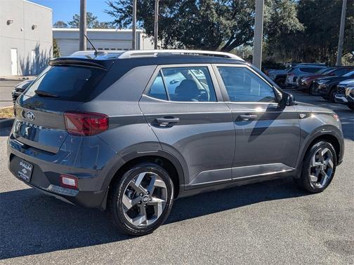 2023 Hyundai VENUE Limited