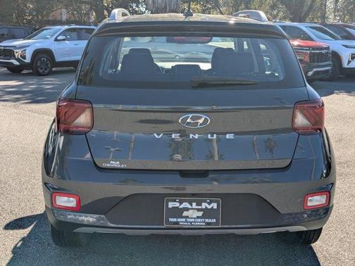 2023 Hyundai VENUE Limited