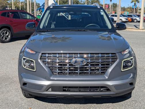 2023 Hyundai VENUE Limited