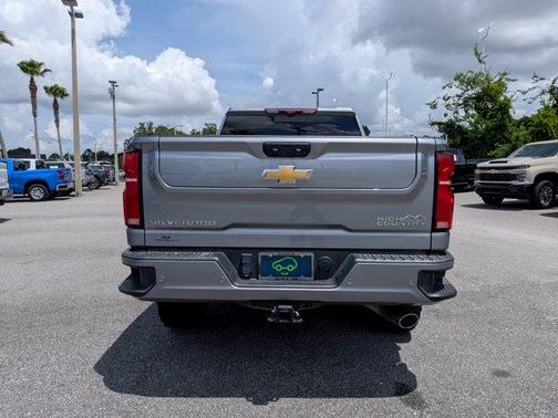Sterling Gray Metallic 2024 Chevrolet Silverado 2500 High Country