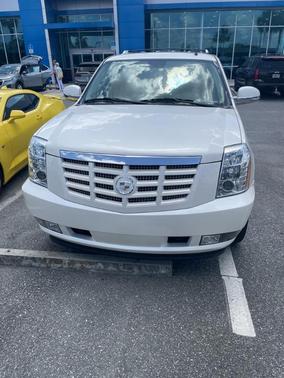 2012 Cadillac Escalade Luxury