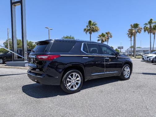 Midnight Blue Metallic 2020 Chevrolet Traverse High Country